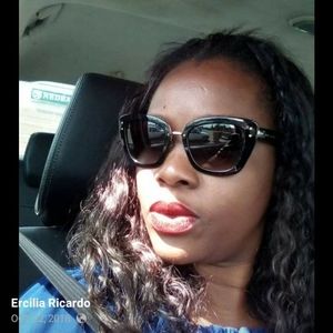 Meet your Posher, Ercilia